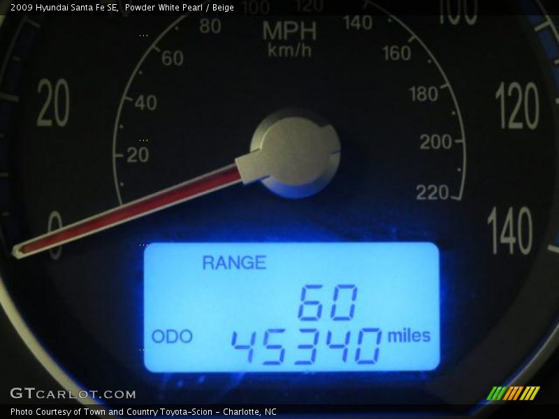 Powder White Pearl / Beige 2009 Hyundai Santa Fe SE