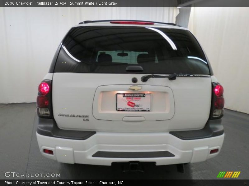 Summit White / Light Gray 2006 Chevrolet TrailBlazer LS 4x4