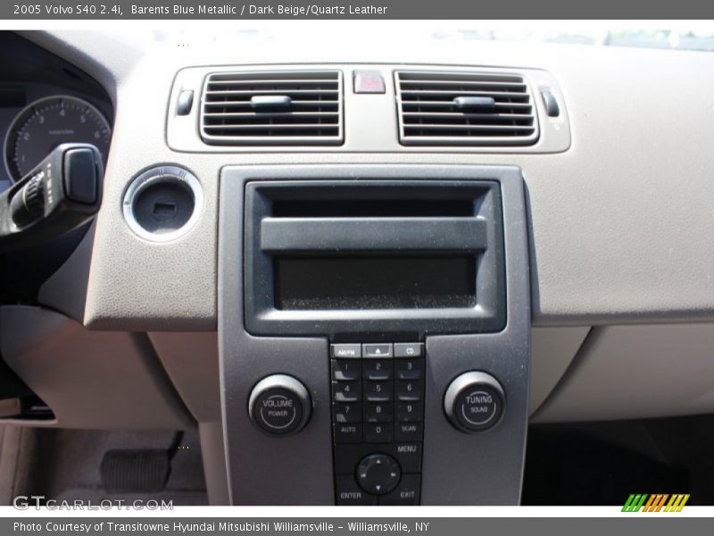 Barents Blue Metallic / Dark Beige/Quartz Leather 2005 Volvo S40 2.4i