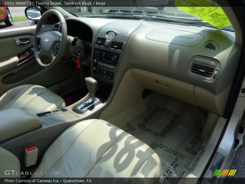 Sandrock Beige / Beige 2001 Infiniti I 30 Touring Sedan