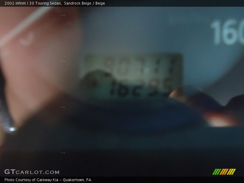 Sandrock Beige / Beige 2001 Infiniti I 30 Touring Sedan