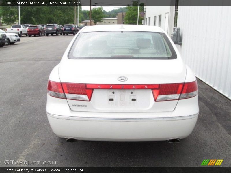 Ivory Pearl / Beige 2009 Hyundai Azera GLS