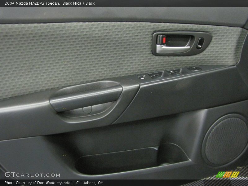 Black Mica / Black 2004 Mazda MAZDA3 i Sedan