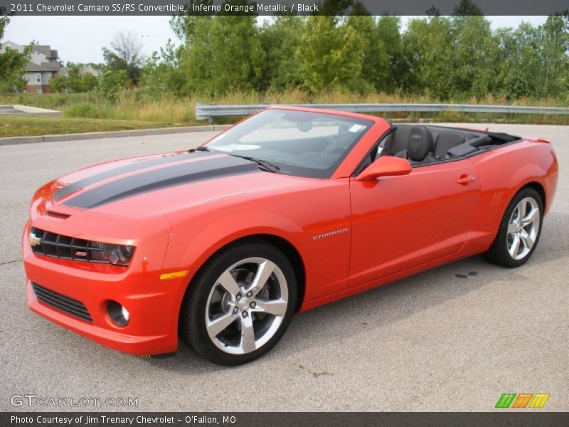 Front 3/4 View of 2011 Camaro SS/RS Convertible