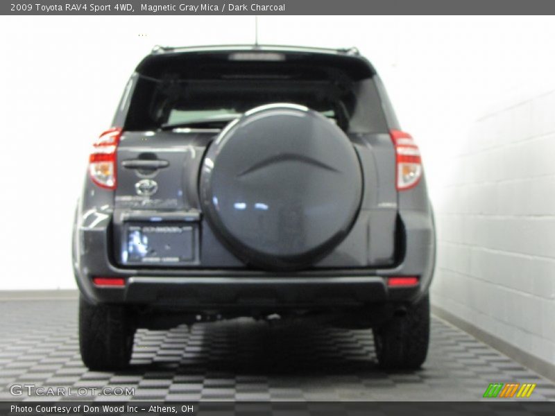 Magnetic Gray Mica / Dark Charcoal 2009 Toyota RAV4 Sport 4WD