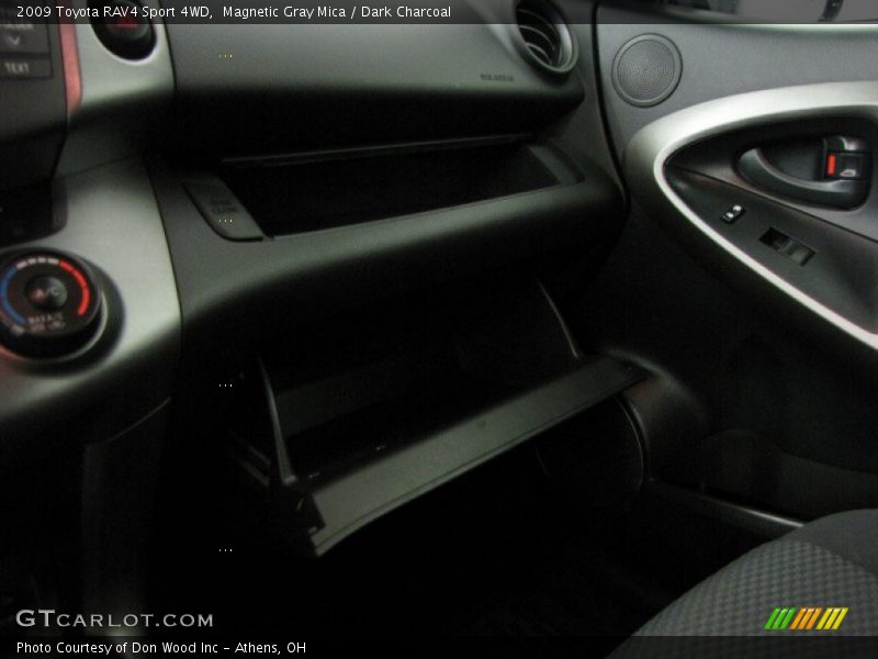 Magnetic Gray Mica / Dark Charcoal 2009 Toyota RAV4 Sport 4WD