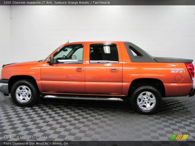 Sunburst Orange Metallic / Tan/Neutral 2005 Chevrolet Avalanche LT 4x4
