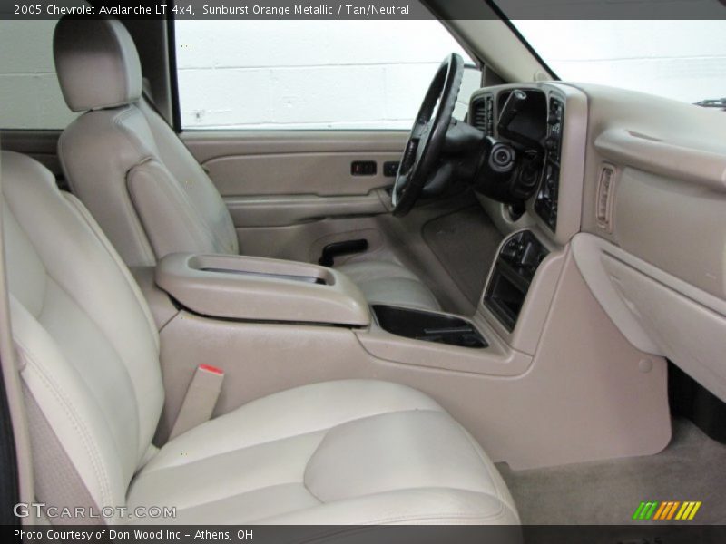 Sunburst Orange Metallic / Tan/Neutral 2005 Chevrolet Avalanche LT 4x4