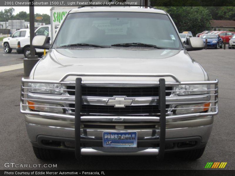 Light Pewter Metallic / Light Gray/Neutral 2001 Chevrolet Suburban 1500 LT