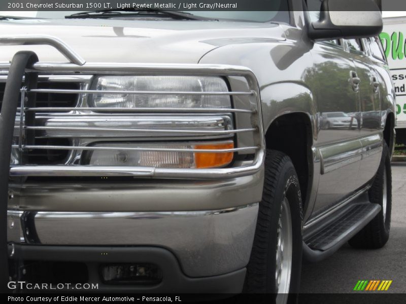 Light Pewter Metallic / Light Gray/Neutral 2001 Chevrolet Suburban 1500 LT