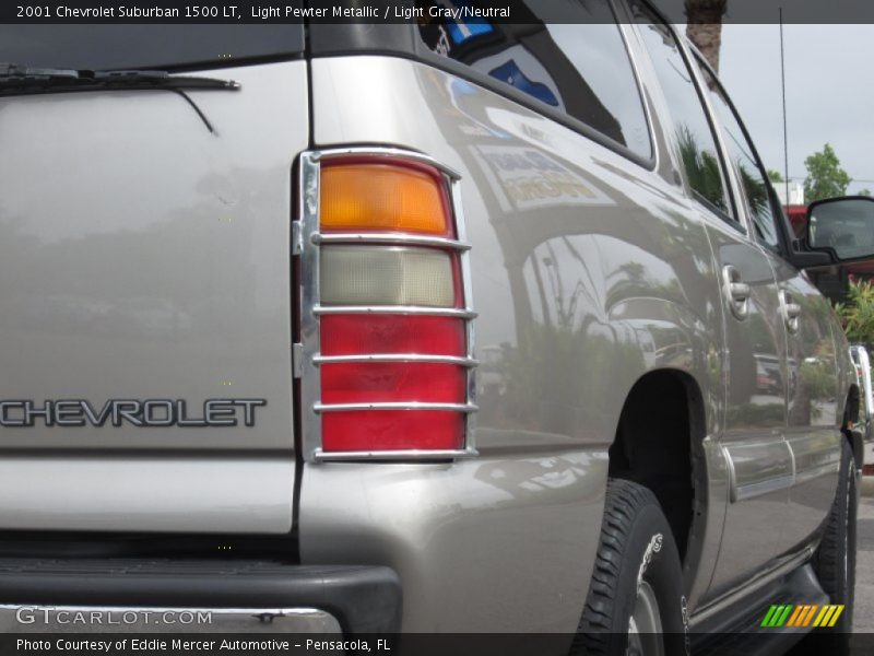 Light Pewter Metallic / Light Gray/Neutral 2001 Chevrolet Suburban 1500 LT