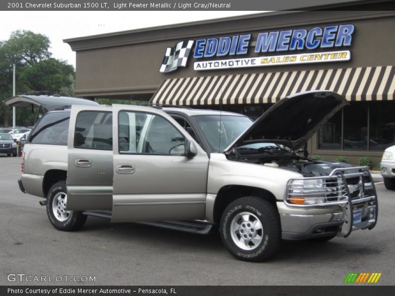 Light Pewter Metallic / Light Gray/Neutral 2001 Chevrolet Suburban 1500 LT