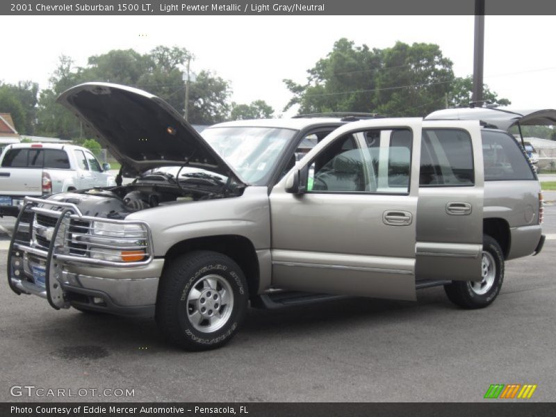 Light Pewter Metallic / Light Gray/Neutral 2001 Chevrolet Suburban 1500 LT
