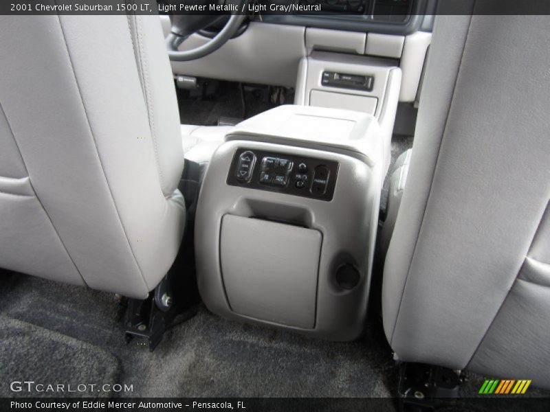 Light Pewter Metallic / Light Gray/Neutral 2001 Chevrolet Suburban 1500 LT