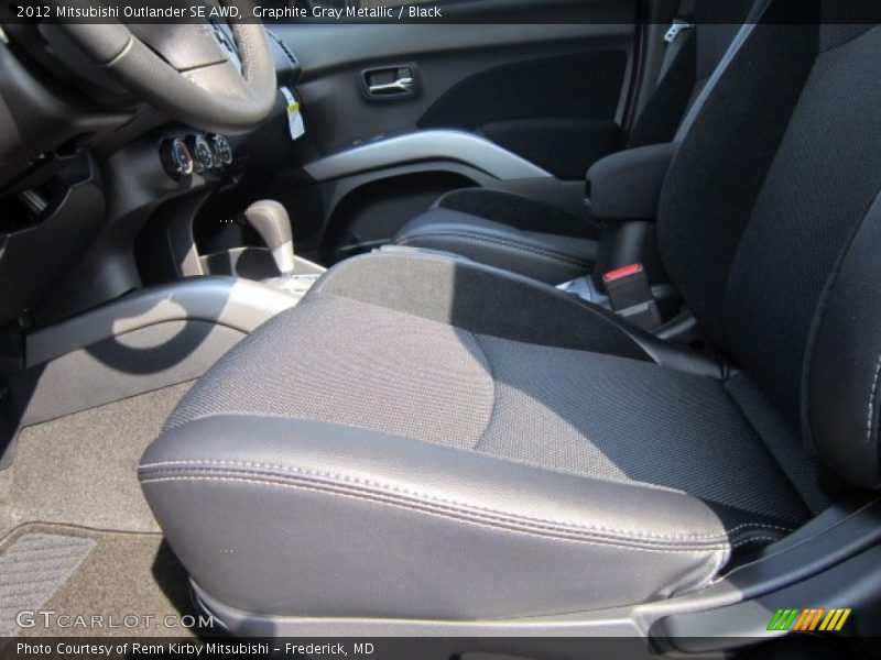 Graphite Gray Metallic / Black 2012 Mitsubishi Outlander SE AWD
