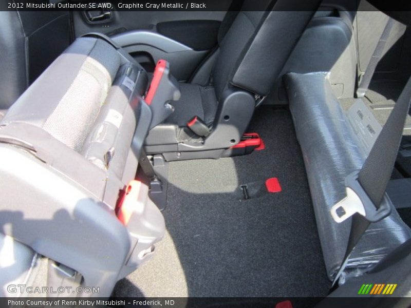 Graphite Gray Metallic / Black 2012 Mitsubishi Outlander SE AWD