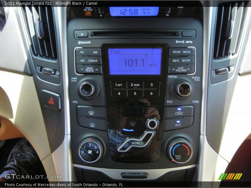 Midnight Black / Camel 2011 Hyundai Sonata GLS