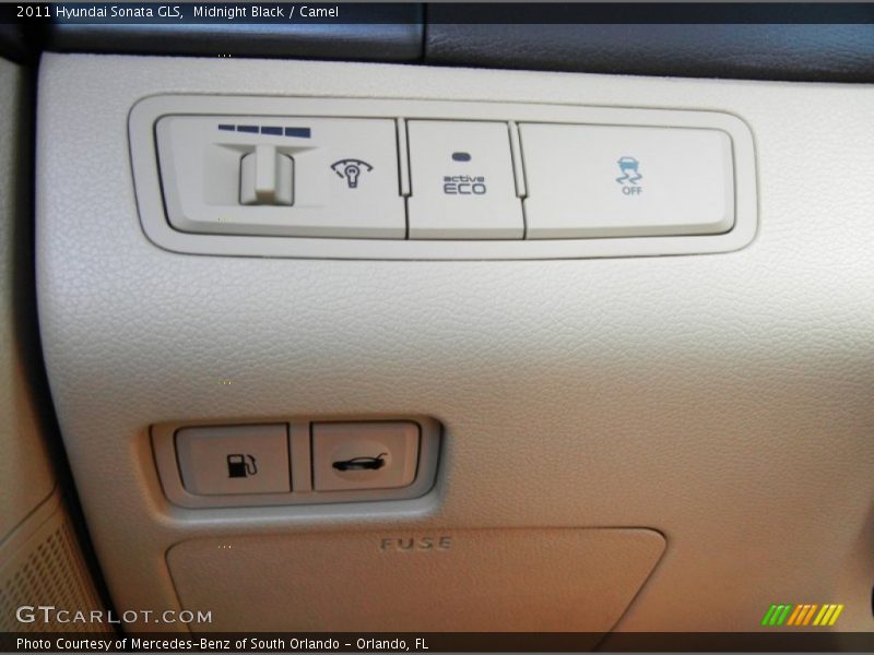 Midnight Black / Camel 2011 Hyundai Sonata GLS
