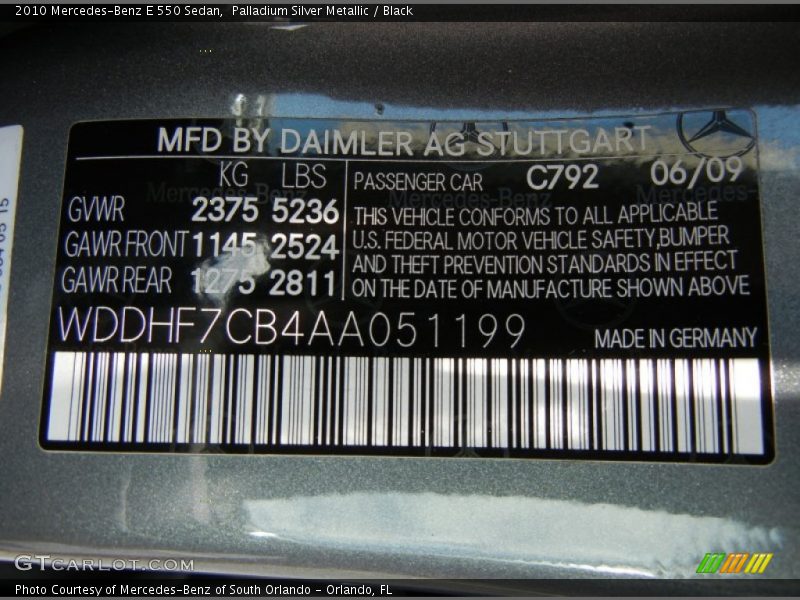 Palladium Silver Metallic / Black 2010 Mercedes-Benz E 550 Sedan