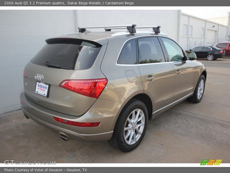 Dakar Beige Metallic / Cardamom Beige 2009 Audi Q5 3.2 Premium quattro