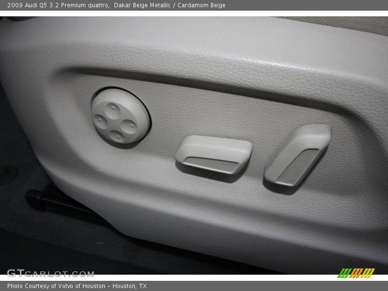 Dakar Beige Metallic / Cardamom Beige 2009 Audi Q5 3.2 Premium quattro