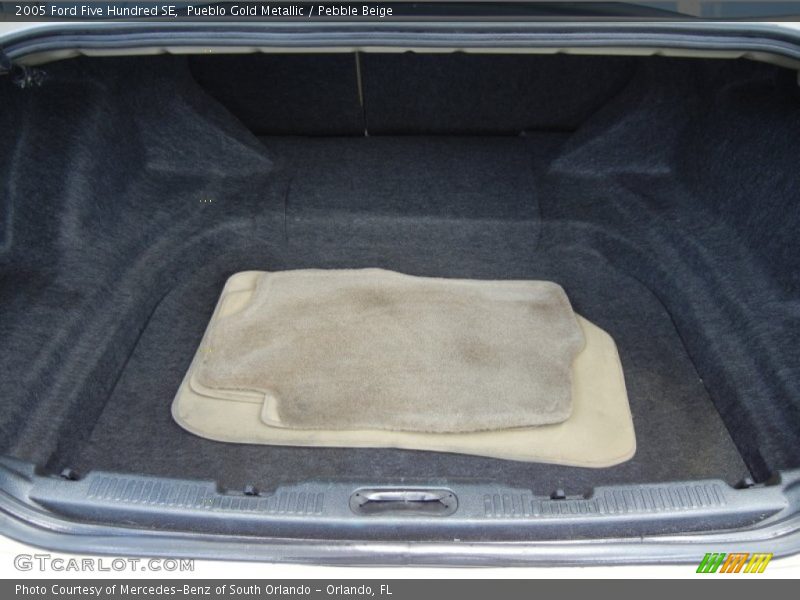 Pueblo Gold Metallic / Pebble Beige 2005 Ford Five Hundred SE