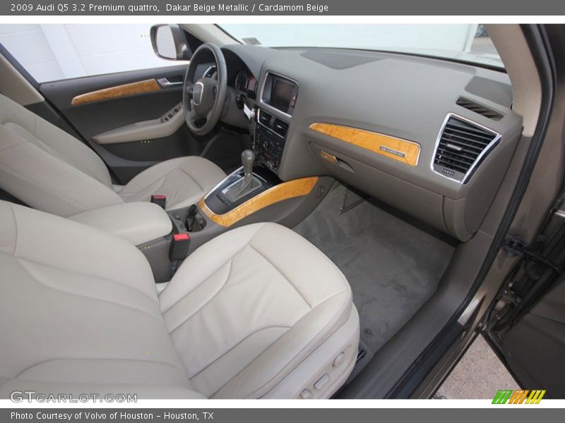 Dakar Beige Metallic / Cardamom Beige 2009 Audi Q5 3.2 Premium quattro