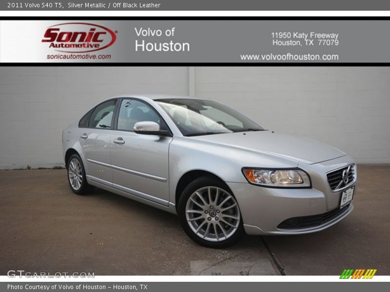 Silver Metallic / Off Black Leather 2011 Volvo S40 T5