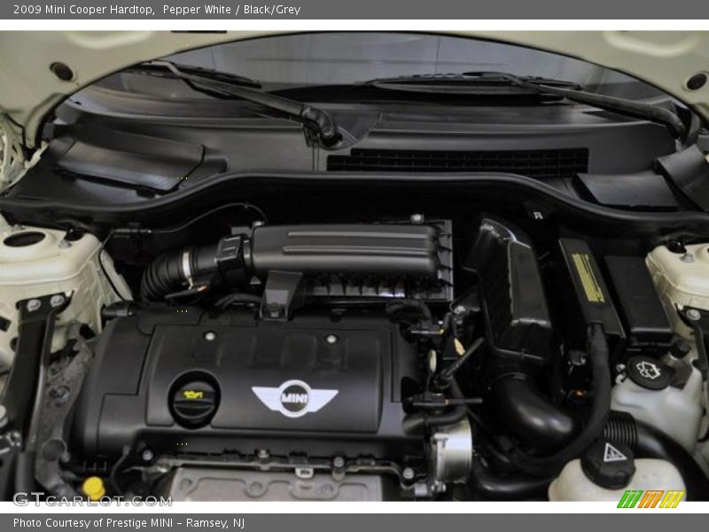 Pepper White / Black/Grey 2009 Mini Cooper Hardtop