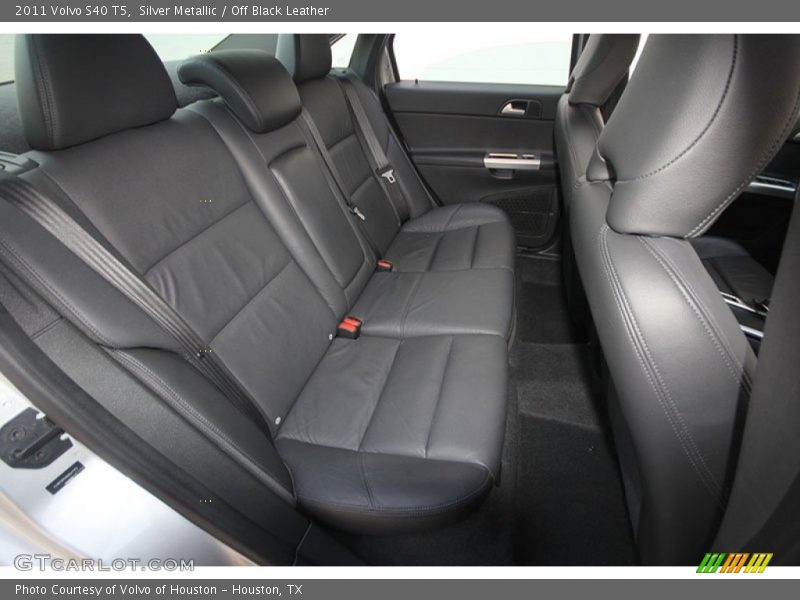Silver Metallic / Off Black Leather 2011 Volvo S40 T5