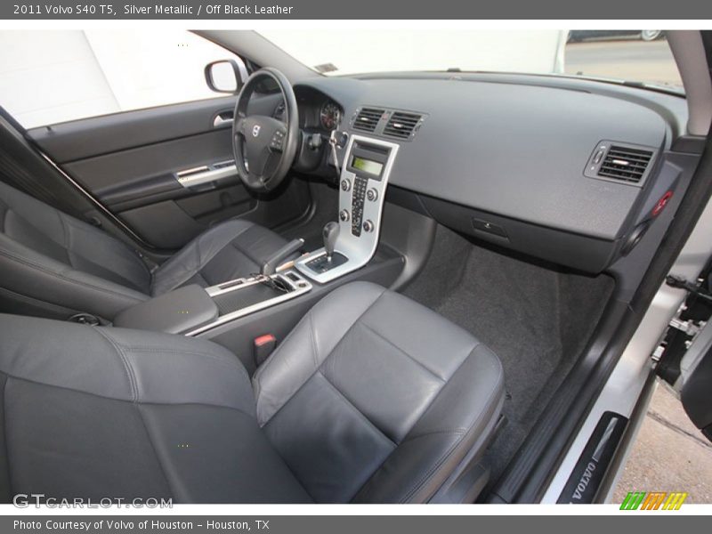 Silver Metallic / Off Black Leather 2011 Volvo S40 T5