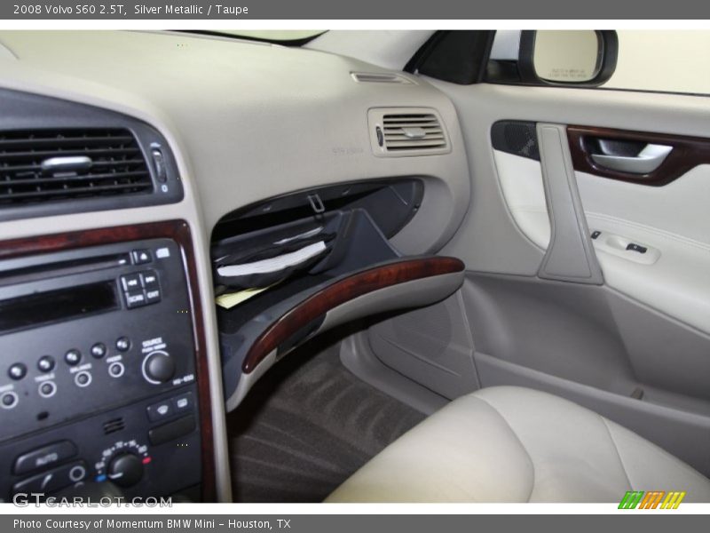 Silver Metallic / Taupe 2008 Volvo S60 2.5T