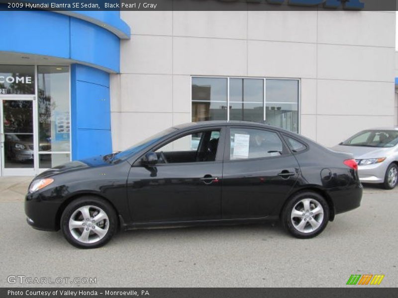 Black Pearl / Gray 2009 Hyundai Elantra SE Sedan