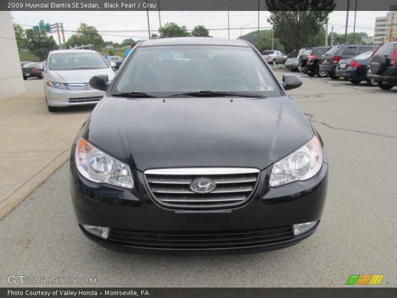Black Pearl / Gray 2009 Hyundai Elantra SE Sedan