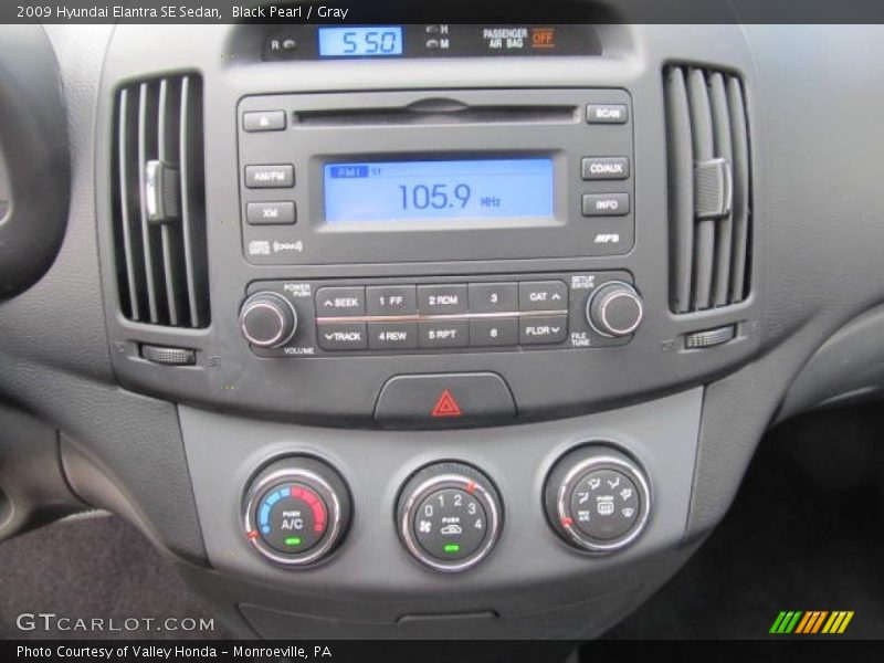 Black Pearl / Gray 2009 Hyundai Elantra SE Sedan
