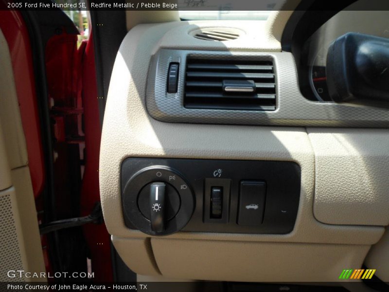 Redfire Metallic / Pebble Beige 2005 Ford Five Hundred SE