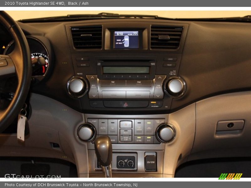 Black / Ash 2010 Toyota Highlander SE 4WD