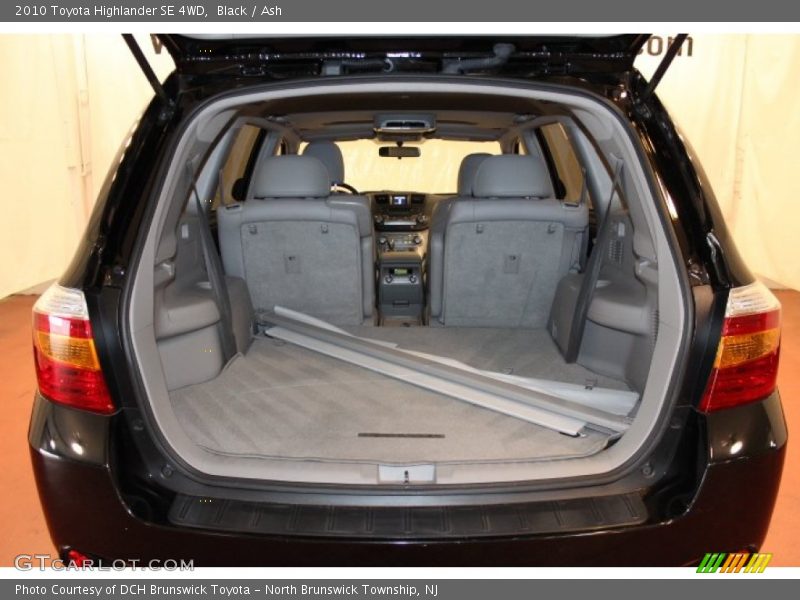 Black / Ash 2010 Toyota Highlander SE 4WD