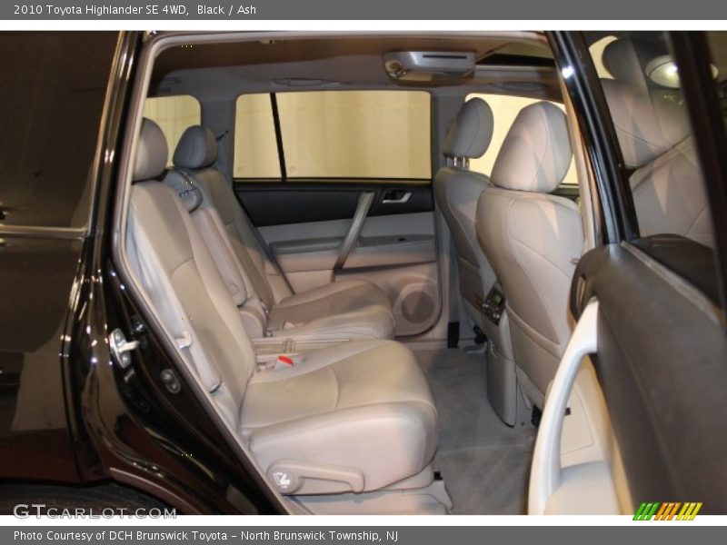 Black / Ash 2010 Toyota Highlander SE 4WD