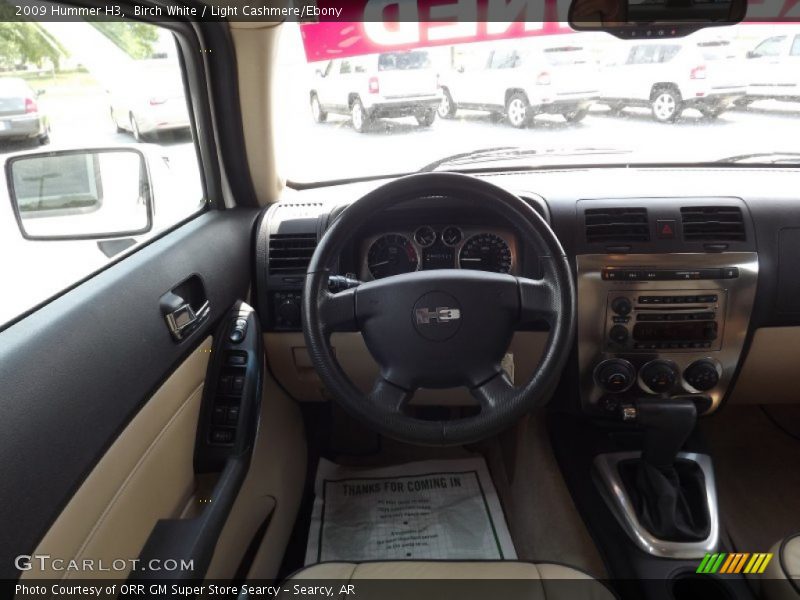 Birch White / Light Cashmere/Ebony 2009 Hummer H3