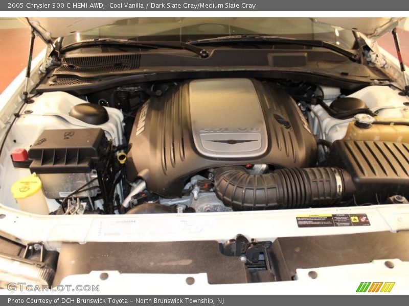 Cool Vanilla / Dark Slate Gray/Medium Slate Gray 2005 Chrysler 300 C HEMI AWD