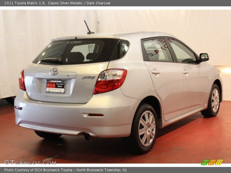 Classic Silver Metallic / Dark Charcoal 2011 Toyota Matrix 1.8