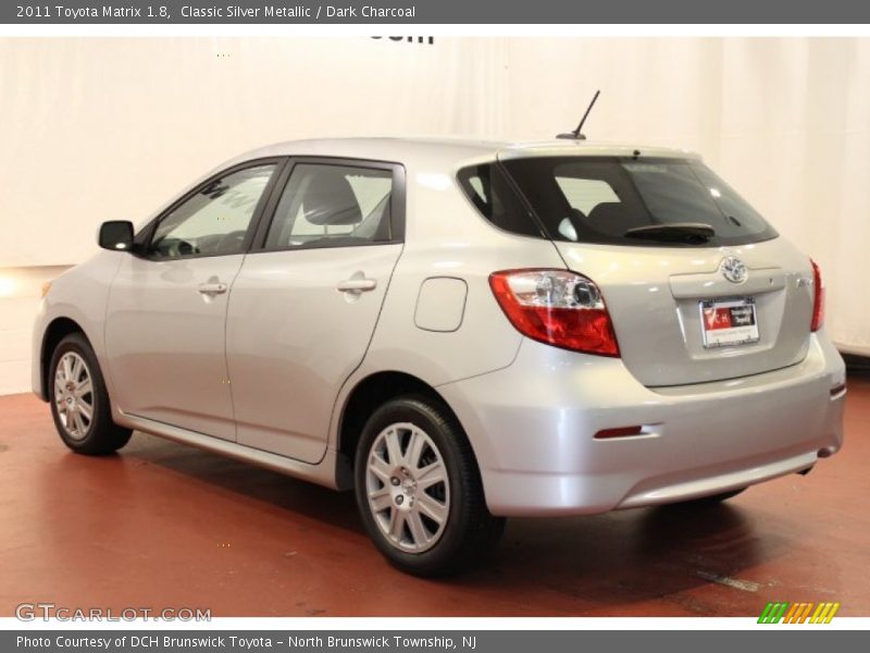 Classic Silver Metallic / Dark Charcoal 2011 Toyota Matrix 1.8