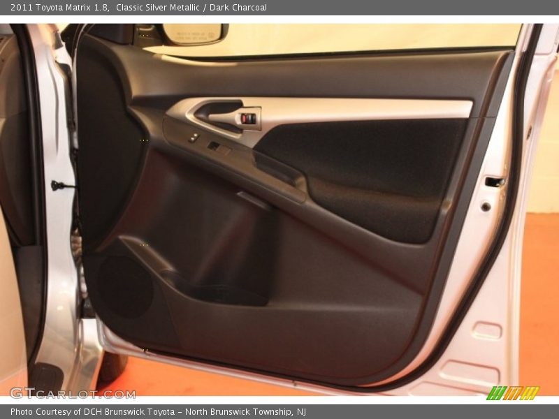 Classic Silver Metallic / Dark Charcoal 2011 Toyota Matrix 1.8