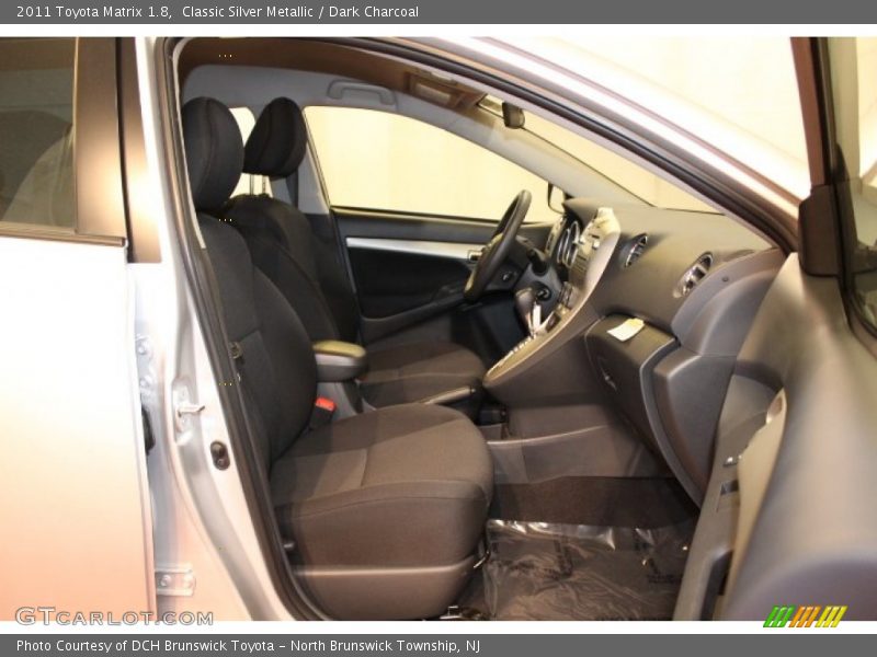 Classic Silver Metallic / Dark Charcoal 2011 Toyota Matrix 1.8