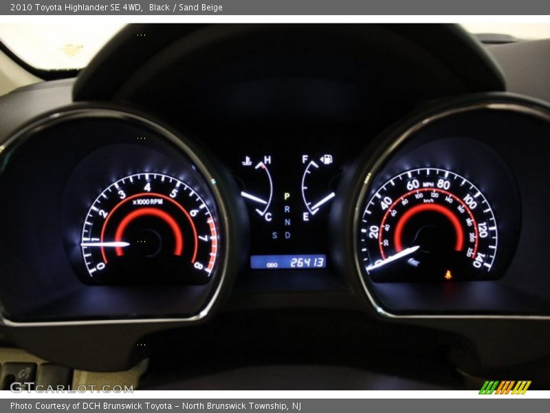 Black / Sand Beige 2010 Toyota Highlander SE 4WD