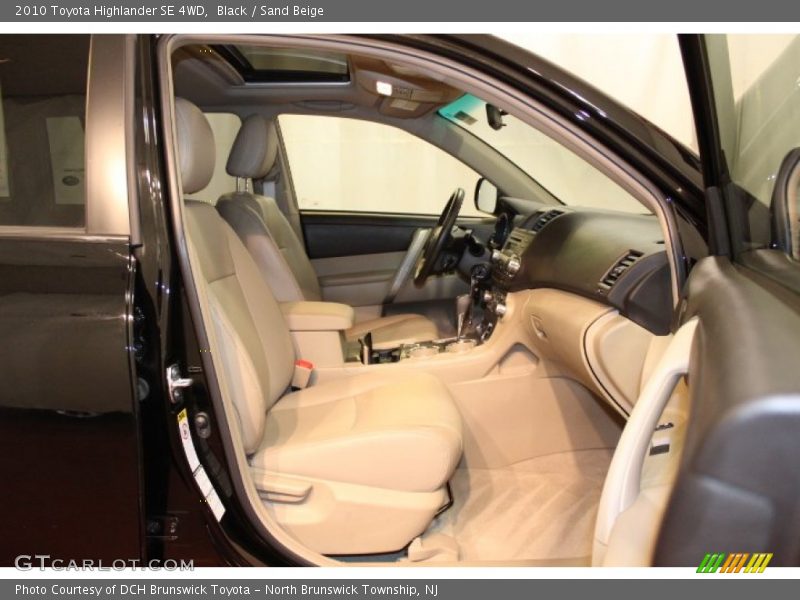 Black / Sand Beige 2010 Toyota Highlander SE 4WD