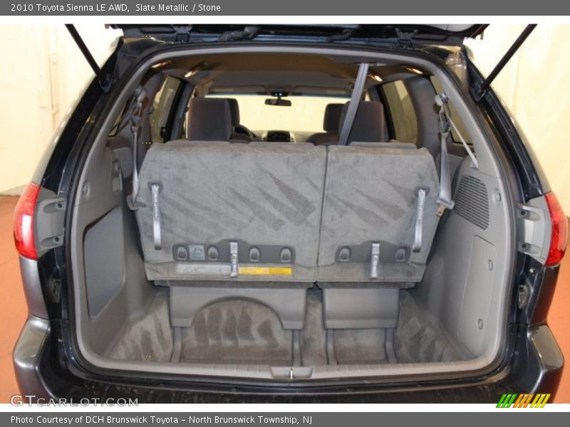  2010 Sienna LE AWD Trunk