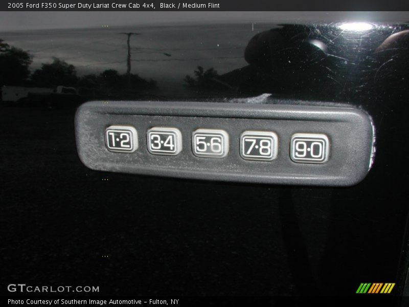 Black / Medium Flint 2005 Ford F350 Super Duty Lariat Crew Cab 4x4