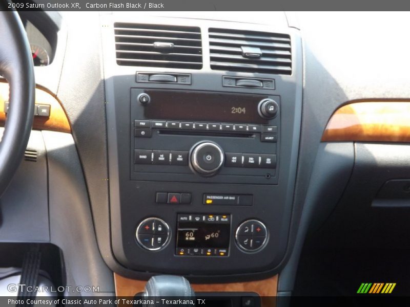 Carbon Flash Black / Black 2009 Saturn Outlook XR